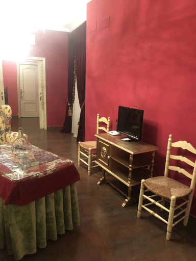 Others 5, Apartamento en pleno centro de Marchena, Sevilla