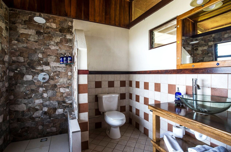 Bathroom, Playa Junquillal Eco Resort, Santa Cruz