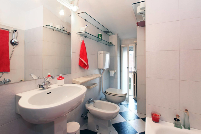 Others 4, AleEle Flexyrent Apartment, Milano