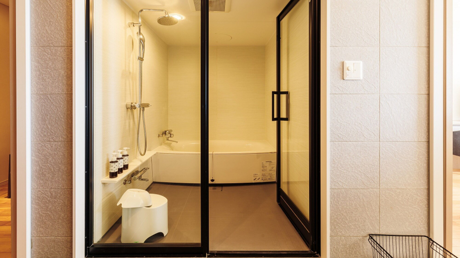Bathroom 5, the salon Izu Kogen Hotels & Resort, Itō