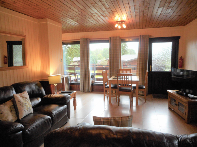 Others 4, Birch Lodge 22 With Hot Tub, Newton Stewart, Dumfries and Galloway