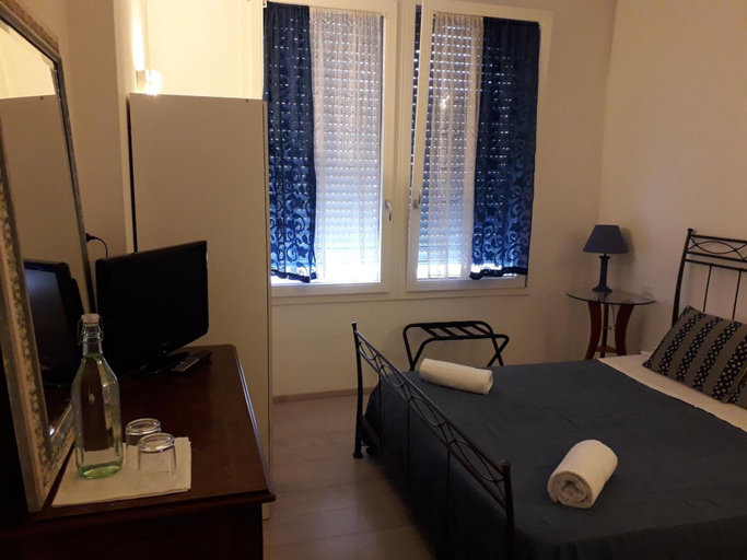 Bedroom 4, Dafne B&B, Treviso