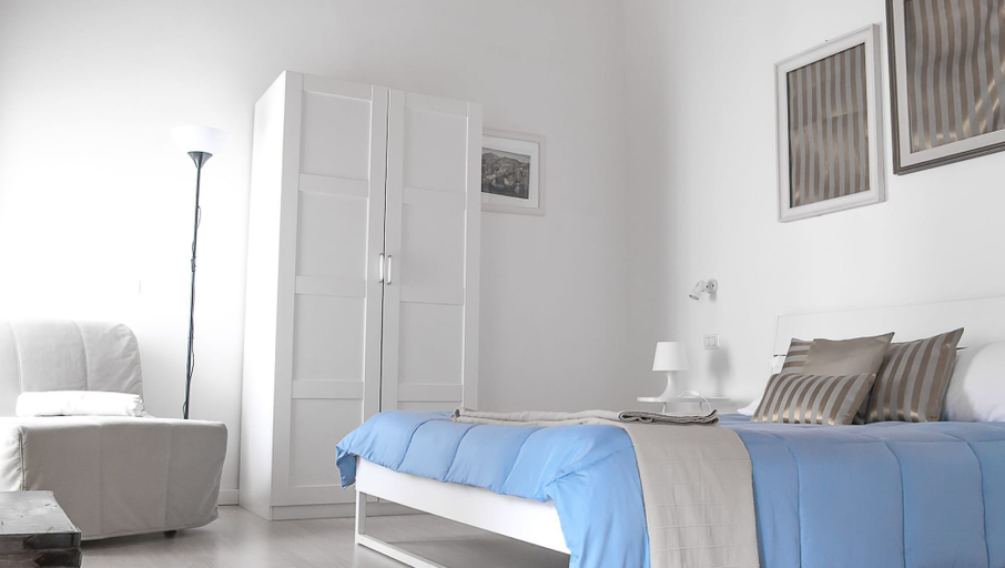 Bedroom 4, Bookbreakfast, Messina
