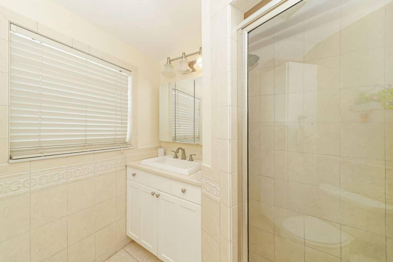 Bathroom, Island Dreams Sunset Suite #3, Sarasota