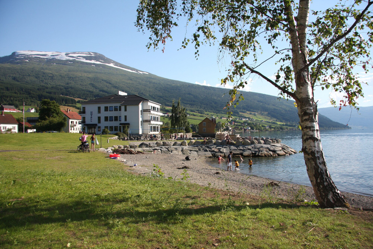 Others 1, Innvik Fjordhotel - Misjonheimen, Stryn