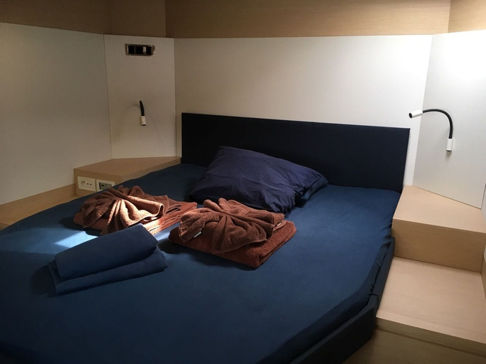 Bedroom 3, Dream Yacht Charter Private Crewed Yacht