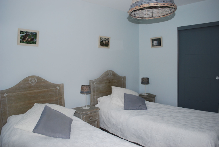 Bedroom 5, Le Mas de Servant Chambres d'Hotes, Isère