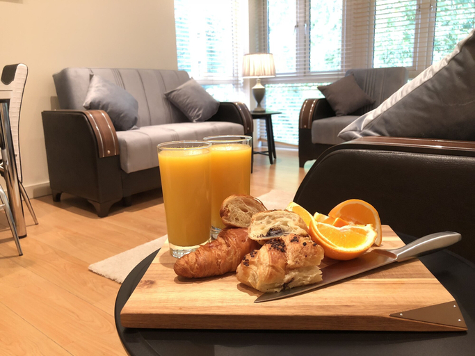 Food & Drinks 5, Park View 2 Bedroom By Creatick, Windsor and Maidenhead