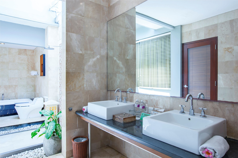 Bathroom 5
