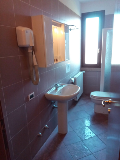 Bathroom 5, Agriturismo Corte Trincerone, Mantua