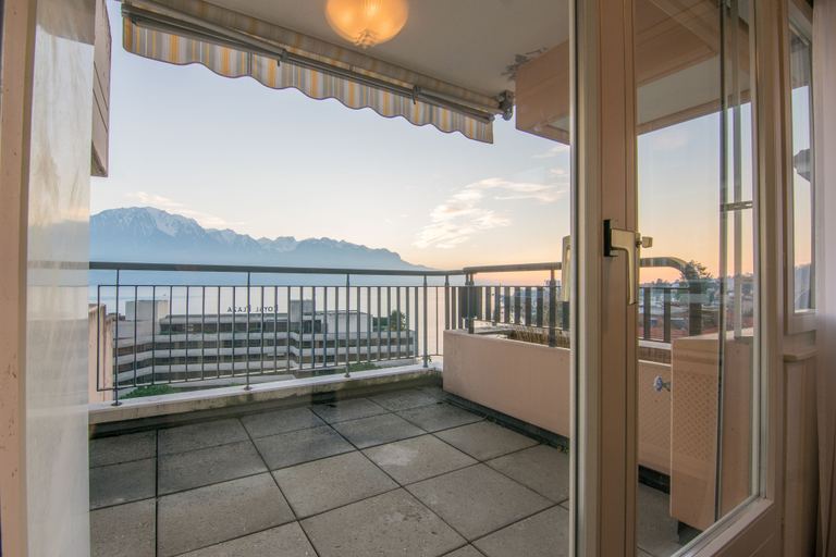 Others 4, Alpine Stunning Apartment in Montreux, Pays-d'Enhaut