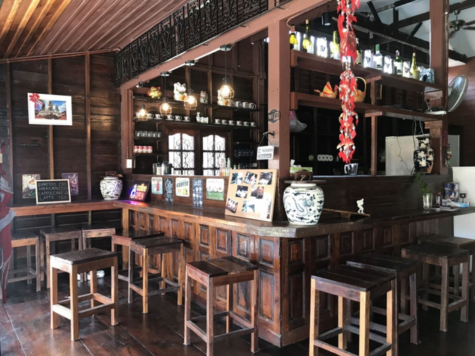 Food & Drinks 4, Reuan Vilawan, Damnoen Saduak