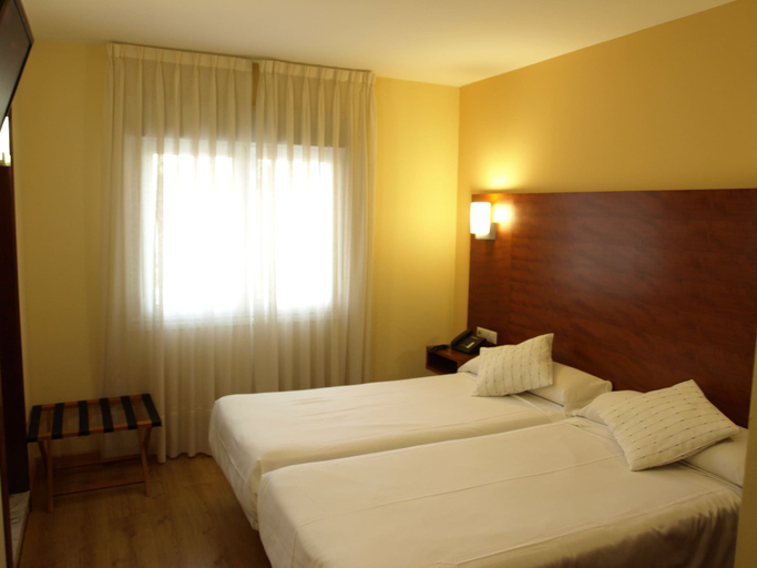 Bedroom 3, Hotel Viella Asturias, Asturias