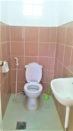 Bathroom 4, Gaea's Apartments - Hostel, Panglao