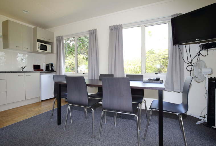 Others 5, Russell Top 10 Holiday Villas, Far North