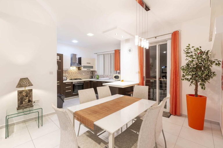 Others 3, Bluemarine Suite, St Julian's