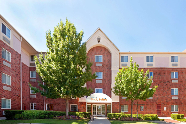 Exterior & Views 2, Sonesta Simply Suites Arlington Entertainment District, Arlington