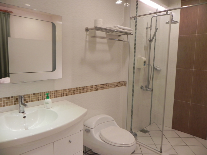 Bathroom 3, Zhuyuan Ju B&B, Yilan