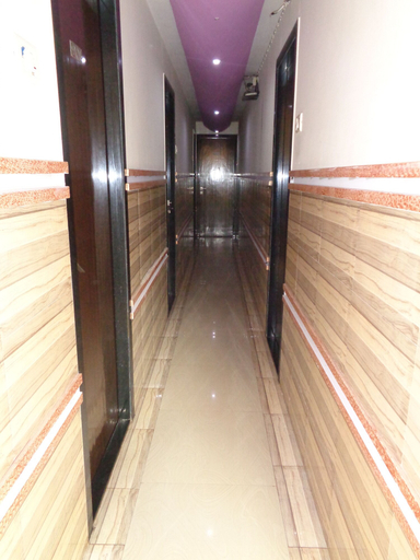 Others 4, Skyway Inn, Mumbai Suburban