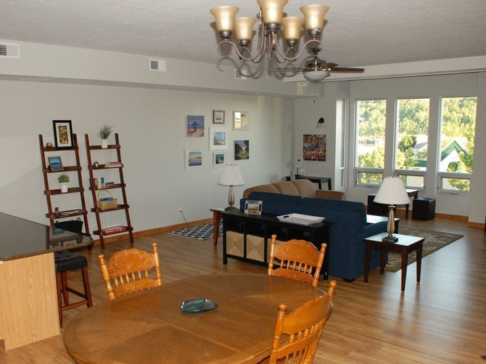 Others 5, Betsie Harbor Lodging, Benzie