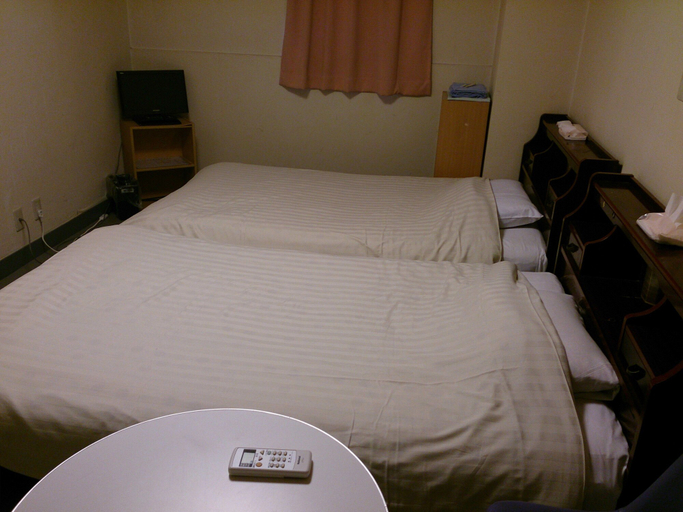 Bedroom 3, Hatoya Hotel, Toshima