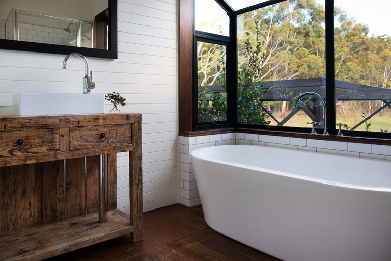 Bathroom, Green Gully House, Hepburn - East