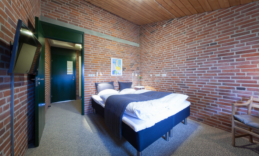 Bedroom 3, Strandhotel Klinten, Stevns