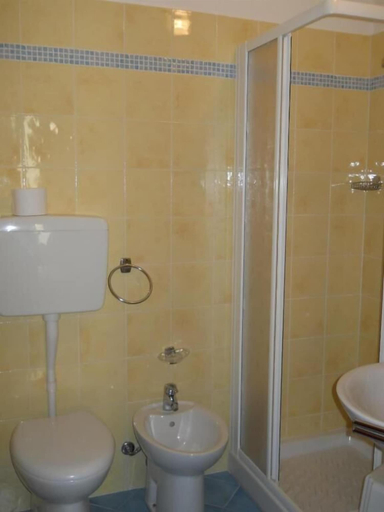 Bathroom 4, Hotel Clipper, Rimini