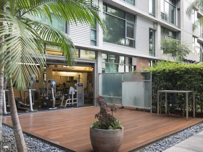 Exterior & Views 2, Tripbz Mello Lofts, Los Angeles