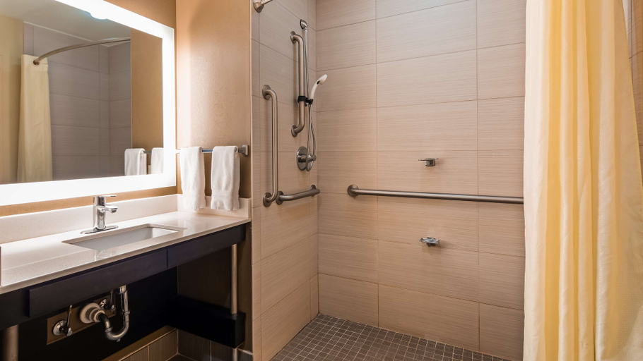 Bathroom 5, Best Western Plus University Inn, Lamar