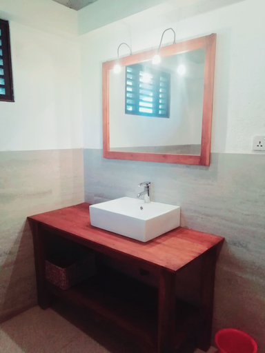 Bathroom 5, Comfort Guest house, Bentota