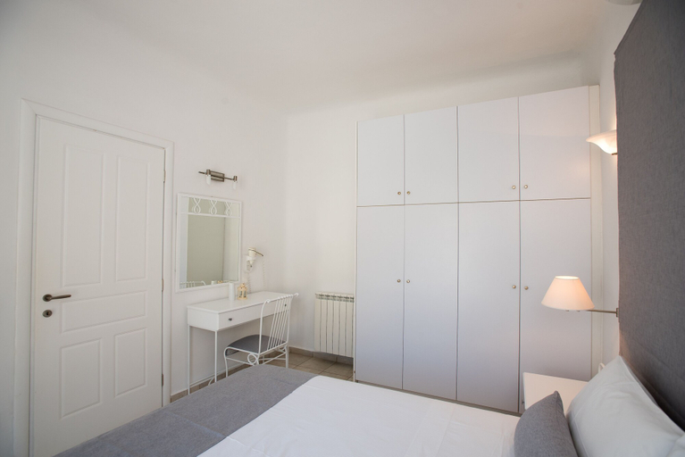 Bedroom 3, Villa Nireas, South Aegean