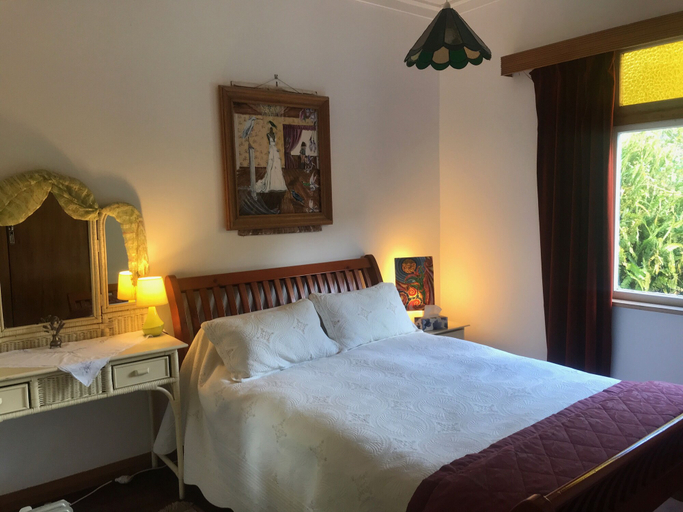 Bedroom 3, Bluff Hill Lighthouse B&B, Napier