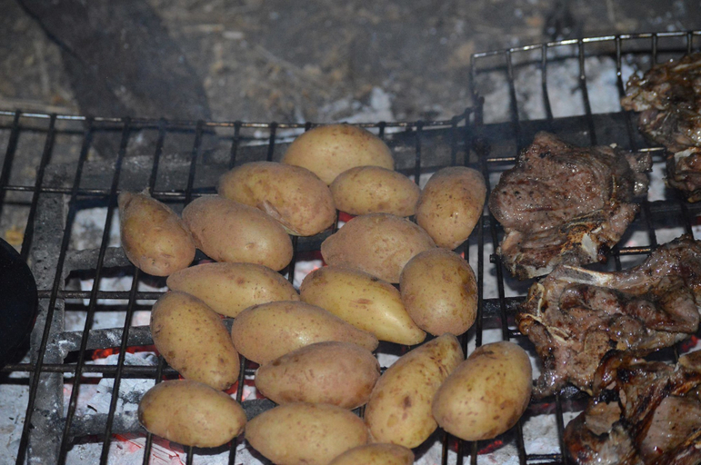 Food & Drinks 3, Xakanaka Mobile Camp, Ngamiland East