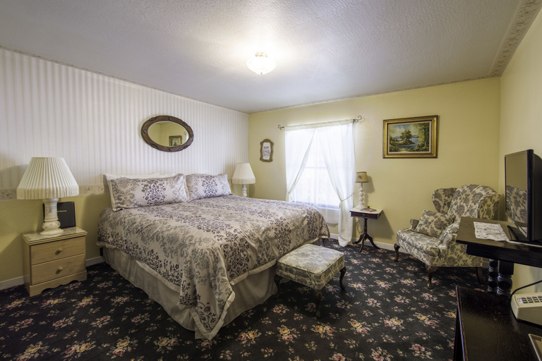 Bedroom 2, Historic Cary House Hotel, El Dorado