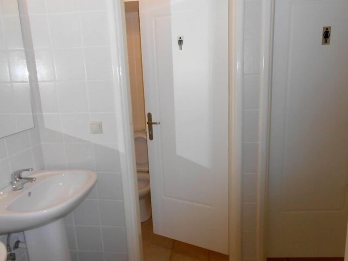 Bathroom 5, Lambrinos Suites, Crete