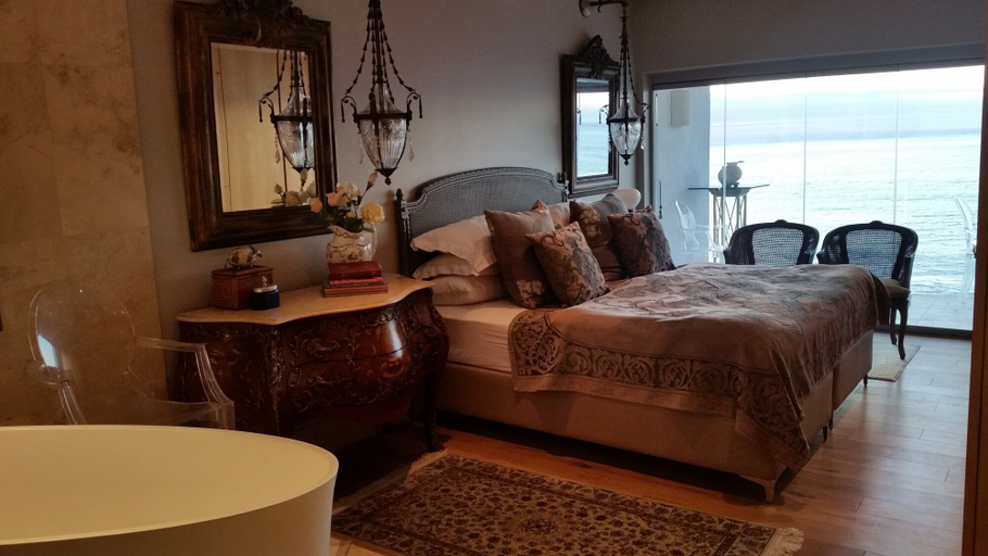 Bedroom 3, Clifton Spectacular Ocean View Apartment, City of Cape Town