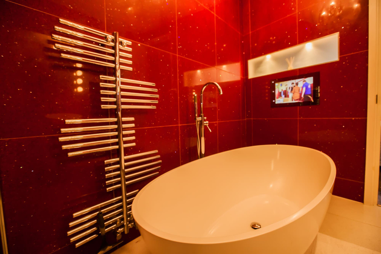 Bathroom 4, Modern Central Richmond Luxury Residence, London