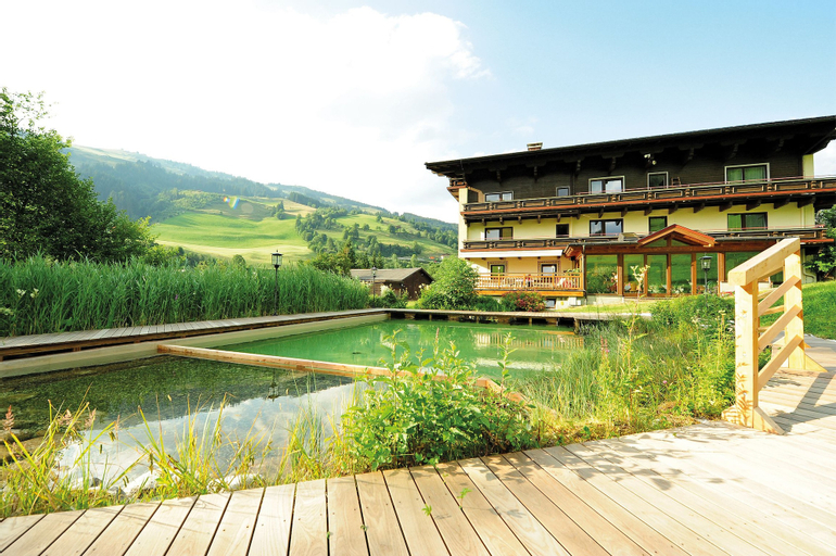 Bike & Ski Hotel Unterellmau, Zell am See