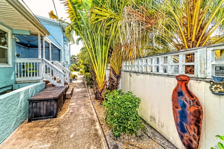Exterior & Views 2, Island Dreams Sunset Suite #3, Sarasota