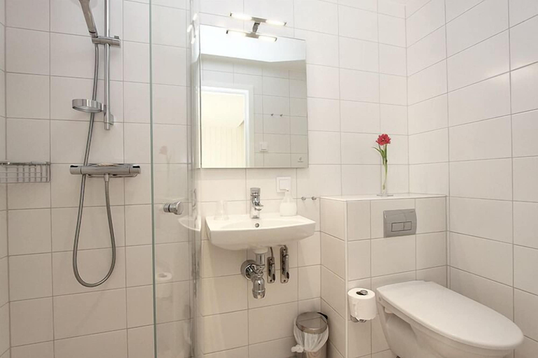 Bathroom 3, Bohus Malmöns Pensionat, Sotenäs