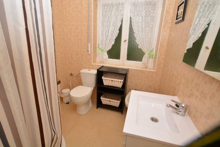 Bathroom, House in Isla, Cantabria 103662 by MO Rentals, Cantabria