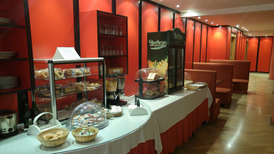 Food & Drinks 5, Hotel Cabañas, Ciudad Real