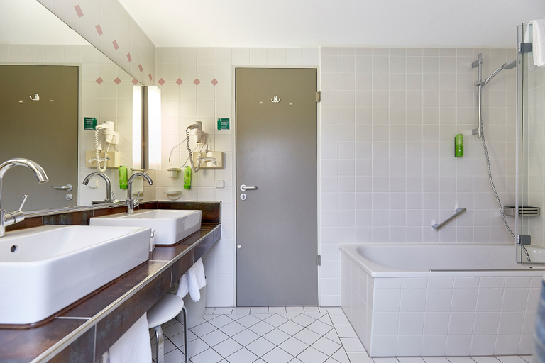 Bathroom 5, Hotel Bayern Vital, Berchtesgadener Land