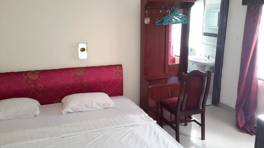 Bedroom 3, Hotel De Zews, Accra