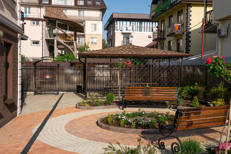 Exterior & Views 2, More Apartments na Marsovom 21 - 3, Sochi gorsovet
