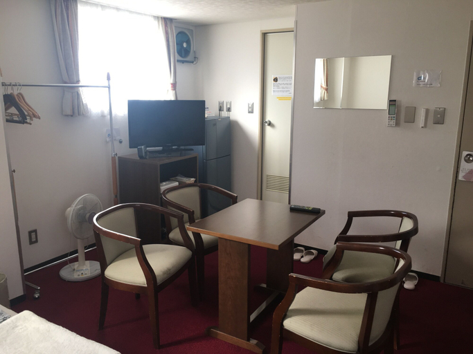 Others 4, Hotel Yanagibasi, Taitō