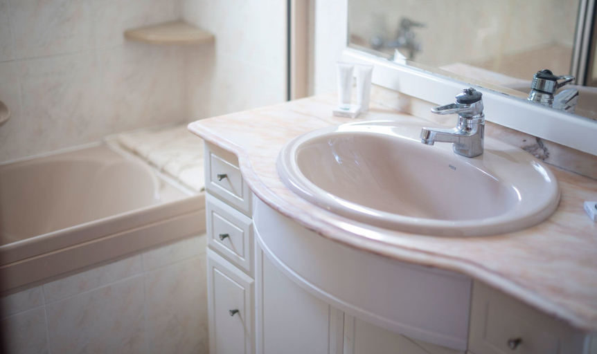 Bathroom 3, Semi-Detached House 2 (R86), Tarragona
