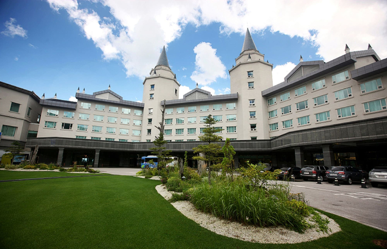 Exterior & Views 1, High1 Palace Hotel & CC, Jeongseon