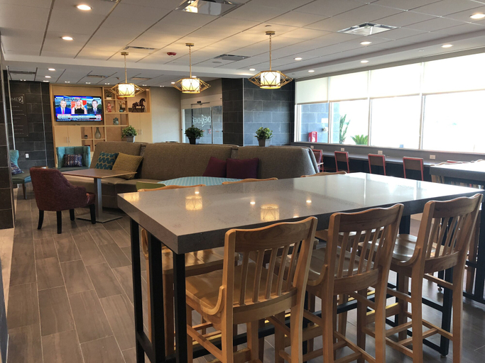Food & Drinks 5, Home2 Suites by Hilton La Porte, Houston